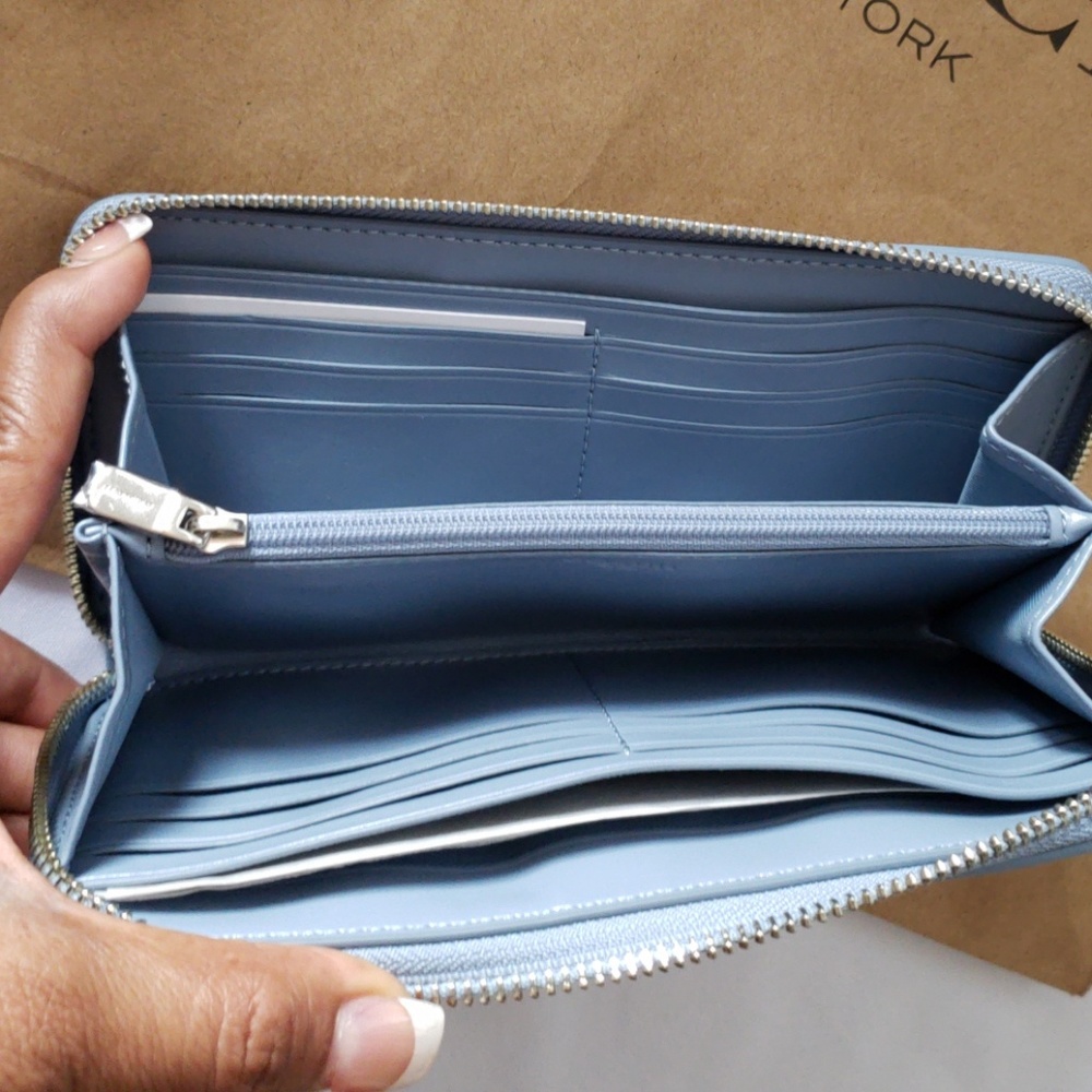 NWT AUTHENTIC COACH SV/LIGHT KHAKI WALLET - Picture 3 of 6